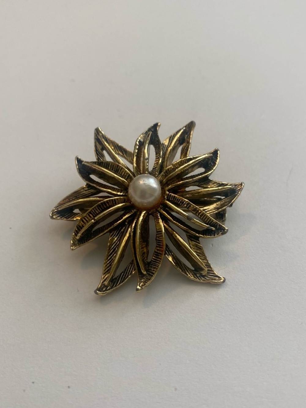 Gold-Tone Floral faux Pearl Center Brooch - Women Jewelry